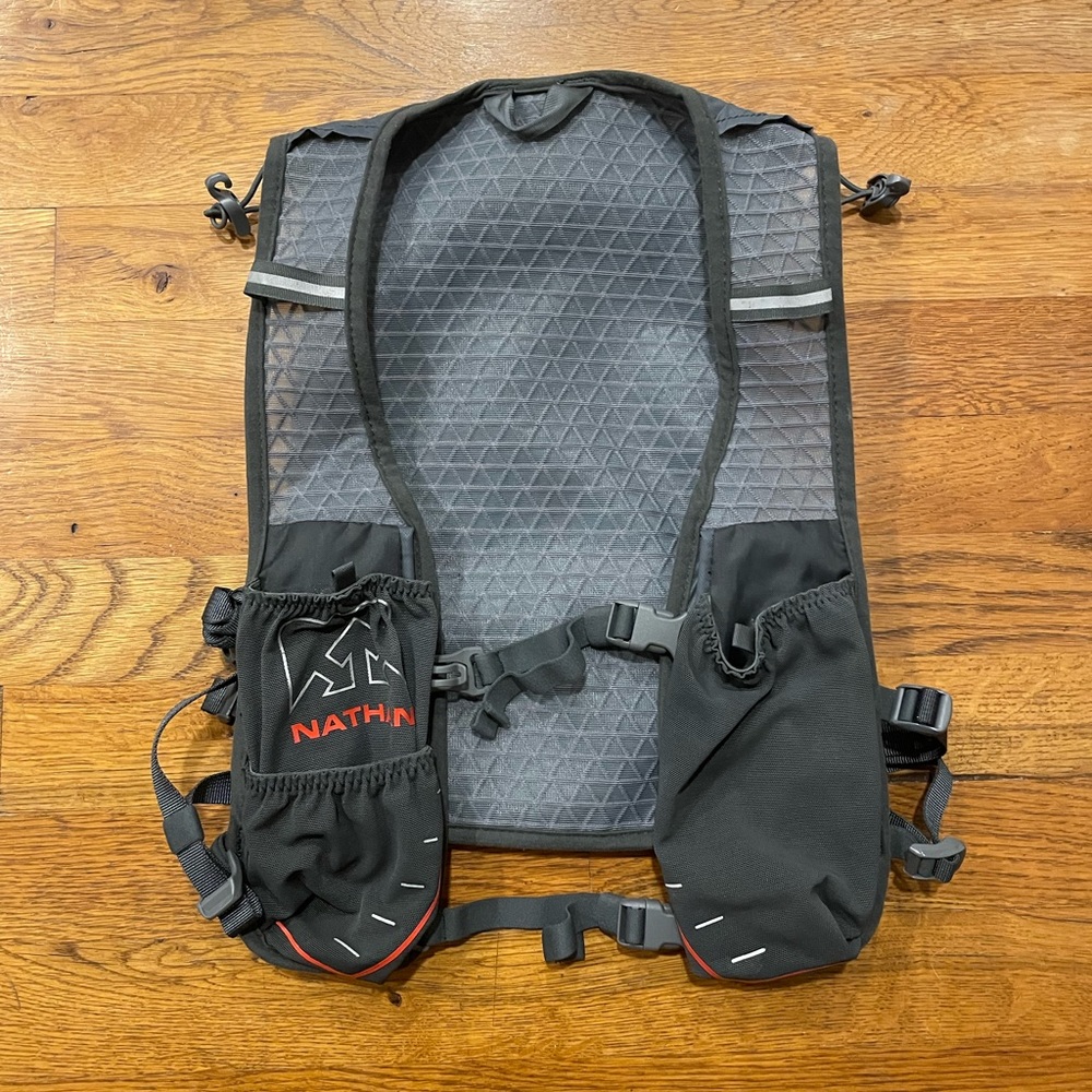 Nathan Trail Trailmix 7L hydration vest